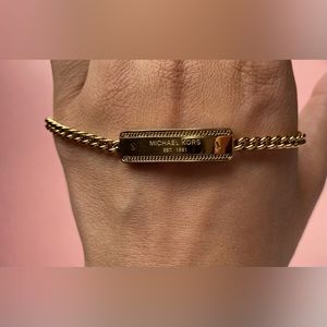 Micheal Kors Womens bracelet
